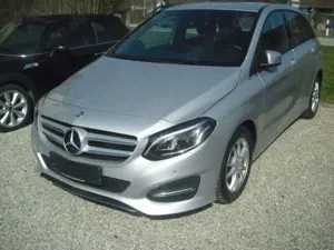 Mercedes-Benz B 180 B 180 (246.242)