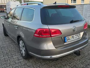 Volkswagen Passat Variant 2.0 TDI BlueMotion Technology Business Edition Bild 3