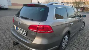 Volkswagen Passat Variant 2.0 TDI BlueMotion Technology Business Edition Bild 4