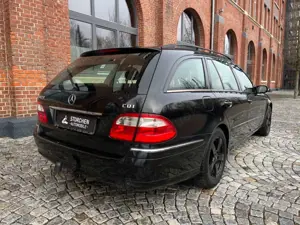 Mercedes-Benz E 220 CDI T ELEGANCE *2.Hand*Top Zustand*AHK* Bild 3