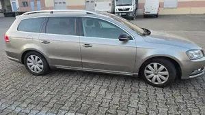 Volkswagen Passat Variant 2.0 TDI BlueMotion Technology Business Edition Bild 5