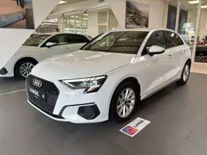 Audi A3 35 TFSI Sportback+S TRONIC+RFK+CARPLAY+SPORTSITZE