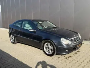Mercedes-Benz C 200 C 200 Automatik PDC TEMPOMAT TÜV NEU LEDER