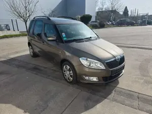 Skoda Roomster 1.6l TDI Active Euro 5 Bild 3