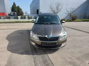 Skoda Roomster 1.6l TDI Active Euro 5 Bild 2