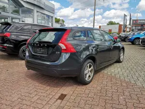 Volvo V60 Business Edition*Klima*TÜV 05.2027*Schiebedach Bild 5