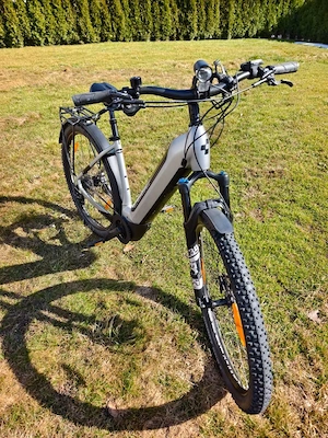 CUBE Nuride Hyprid SL 625