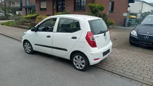 Hyundai i10 1,1 " Klima,E-Fenster,Tüv,Insp,Zahnr.neu" Bild 5