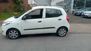 Hyundai i10 1,1 " Klima,E-Fenster,Tüv,Insp,Zahnr.neu" Bild 4