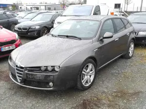 Alfa Romeo Sportwagon 2.0 JTDM 16V 100 kW Turismo XENON KLIMAA ALU PDC Bild 2