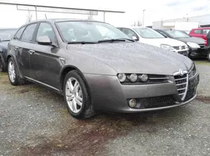 Alfa Romeo Sportwagon 2.0 JTDM 16V 100 kW Turismo XENON KLIMAA ALU PDC Bild 4