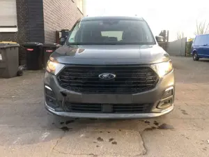 Ford Grand Tourneo Connect Titanium *KAMERA*NAVI*