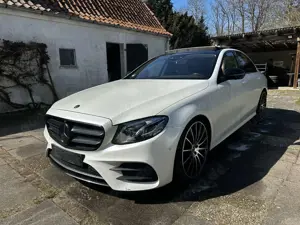 Mercedes-Benz E 350 d 9G-TRONIC AMG Line