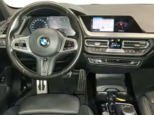 BMW 118 i M Sport LED HUD  SHZ Lordo Business+LichtPa Bild 2