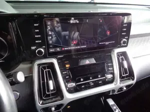 Kia Sorento Platinum 4WD AHK Allwetterreifen Bild 4