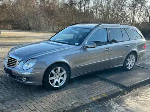 Mercedes-Benz E 220 E 220 T CDI (211.208)