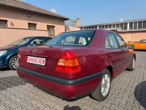 Mercedes-Benz C 180 OLDTIMER*H*AUTOMATIK*TÜV NEU* Bild 4