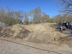 Verschenke Pferdemist in Teltow