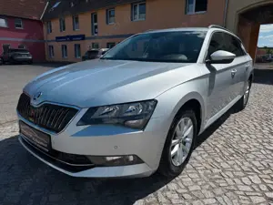 Skoda Superb Combi 2.0 TDI DSG Ambition Navi LED 2Hand