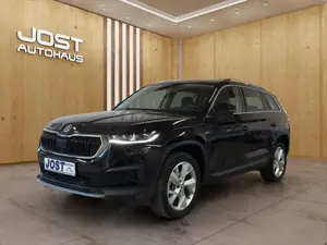 Skoda Kodiaq CLEVER 2.0 TDI DSG 4x4 Navi MatrixLED AHK Kessy ACC LM19