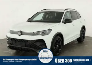 Volkswagen Tiguan TSI DSG 4M R-LINE Black, Pano, AHK, IQ.Light, Area