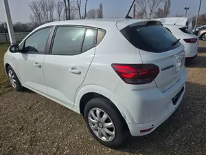 Dacia Sandero Bild 4