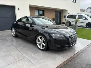 Audi TT TT Coupe 2.0 TDI quattro S Line
