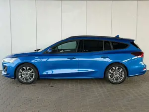 Ford Focus Turnier ST Line X 1.0 7AT / Winterpaket PDC VH...