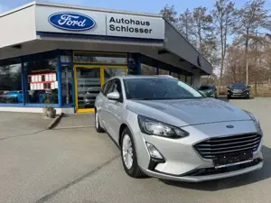 Ford Focus 1.0 Titanium X - PDC+Kamera, Navi, Winterpaket