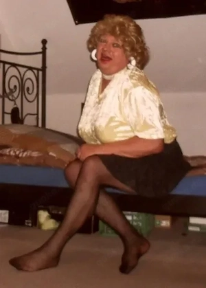 Daddy gesucht, sehr gern s reif ich..gern d. Sissy uu  Bild 3