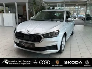 Skoda Fabia Ambition 1.0 TSI Navi PDC Sitzhzg.
