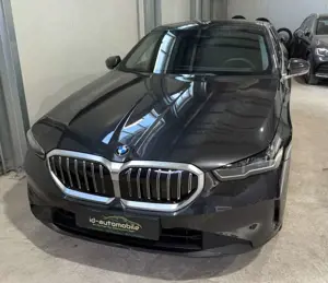 BMW 520 i Limousine, Head-UP, BowersWilkins, 1 Hand