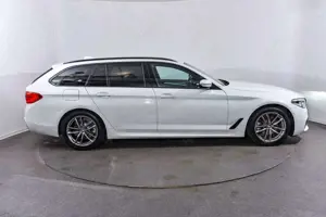 BMW 520 520d Touring Aut. M Sportpaket Bild 4