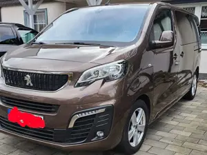 Peugeot Traveller Traveller L2 2.0 BlueHDi 150 Allure