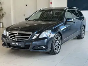 Mercedes-Benz E 350 CGI AMG MB Scheckh. TV Schiebe Distr. Kam