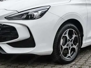 MG MG3 Luxury 360 GRAD KAMERA+PDC+NAVI Bild 5