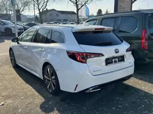 Toyota Corolla Touring Sports Hybrid Teamplayer / CarPlay  Andro Bild 3