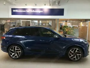 Audi SQ6 e-tron quattro blue edition one 94,9 Bluetooth