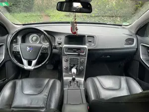 Volvo V60 Bild 5