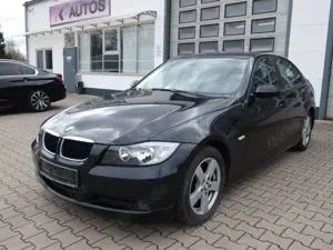 BMW 318 d Limousine,Klimaaut,Navi,Tempo,AHK,S-Heft