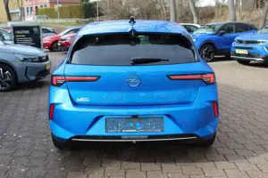 Opel Astra 1.2 Turbo Elegance Bild 5