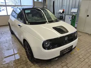 Honda e Pano*ACC*beifahrer Display*CAM*SHZ*ST-Heiz*LED