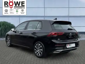 Volkswagen Golf Style 1,4 l eHybrid OPF 110 kW (150 PS) / 40 kW (5 Bild 3