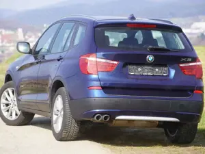 BMW X3 35d Navi Hifi Leder AHK StHz SHZ h. LRH RFK eSi Bild 2