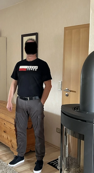 Suche FKK  Nudisten Paar um die 65+,gerne intim behaart.