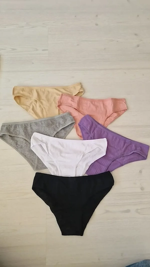 Auf Wunsch getragene Unterwäsche 