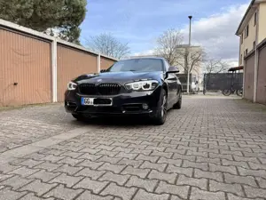BMW 118 118d Aut. Sport Line / LED / NAVI / PDZ / SHZ