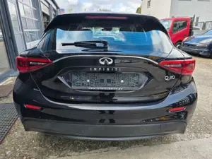 Infiniti Q30 1.5 d Navi 80KW Bild 5