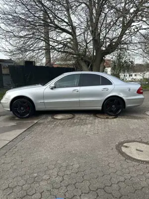 Mercedes-Benz E 240 W211 V6