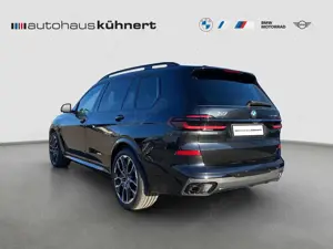 BMW X7 xDrive 40d ///M-Sport PRO ACC AHK Pano StHzg HK Bild 4